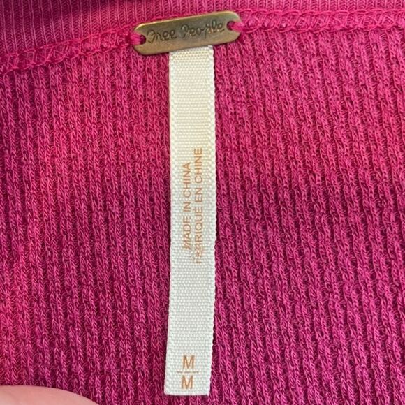 FREE PEOPLE Kombucha Cuff Thermal Top Boysenberry Fuchsia Women’s Size Medium - Picture 5 of 6